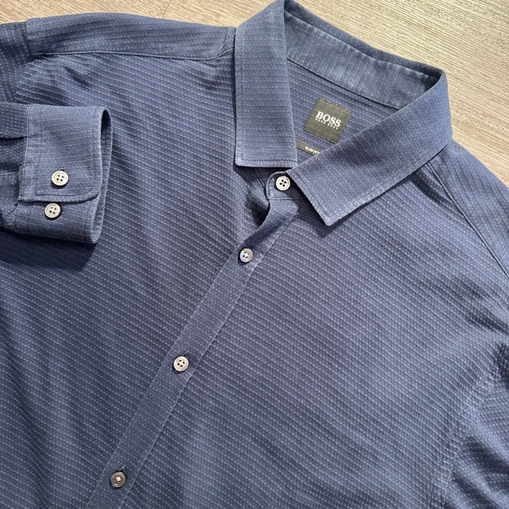 Hugo Boss Shirt Mens XL Blue Textured Cotton Slim Fit Casual Preppy Classiccore